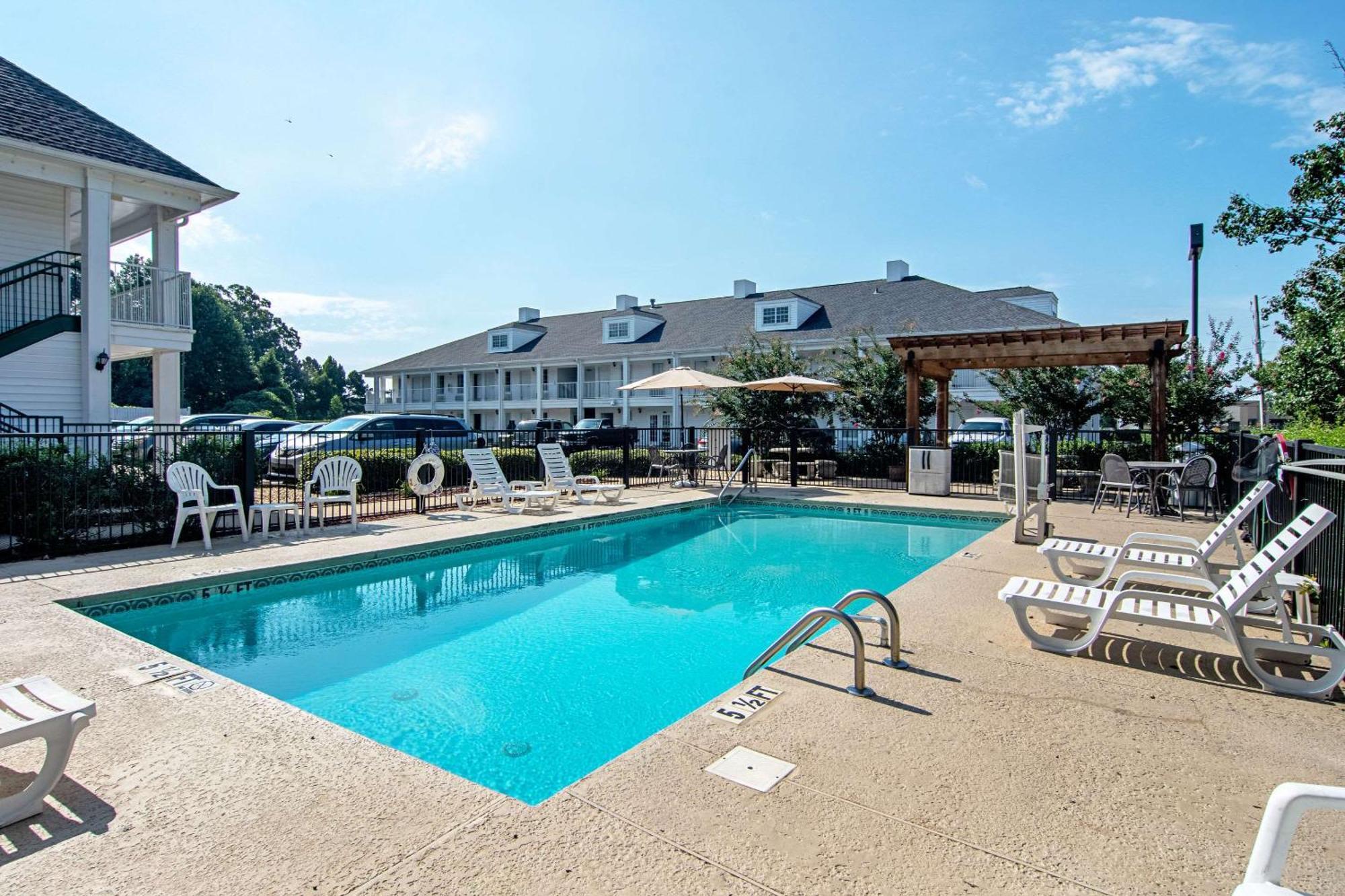 Quality Inn Lagrange East I-85 Экстерьер фото