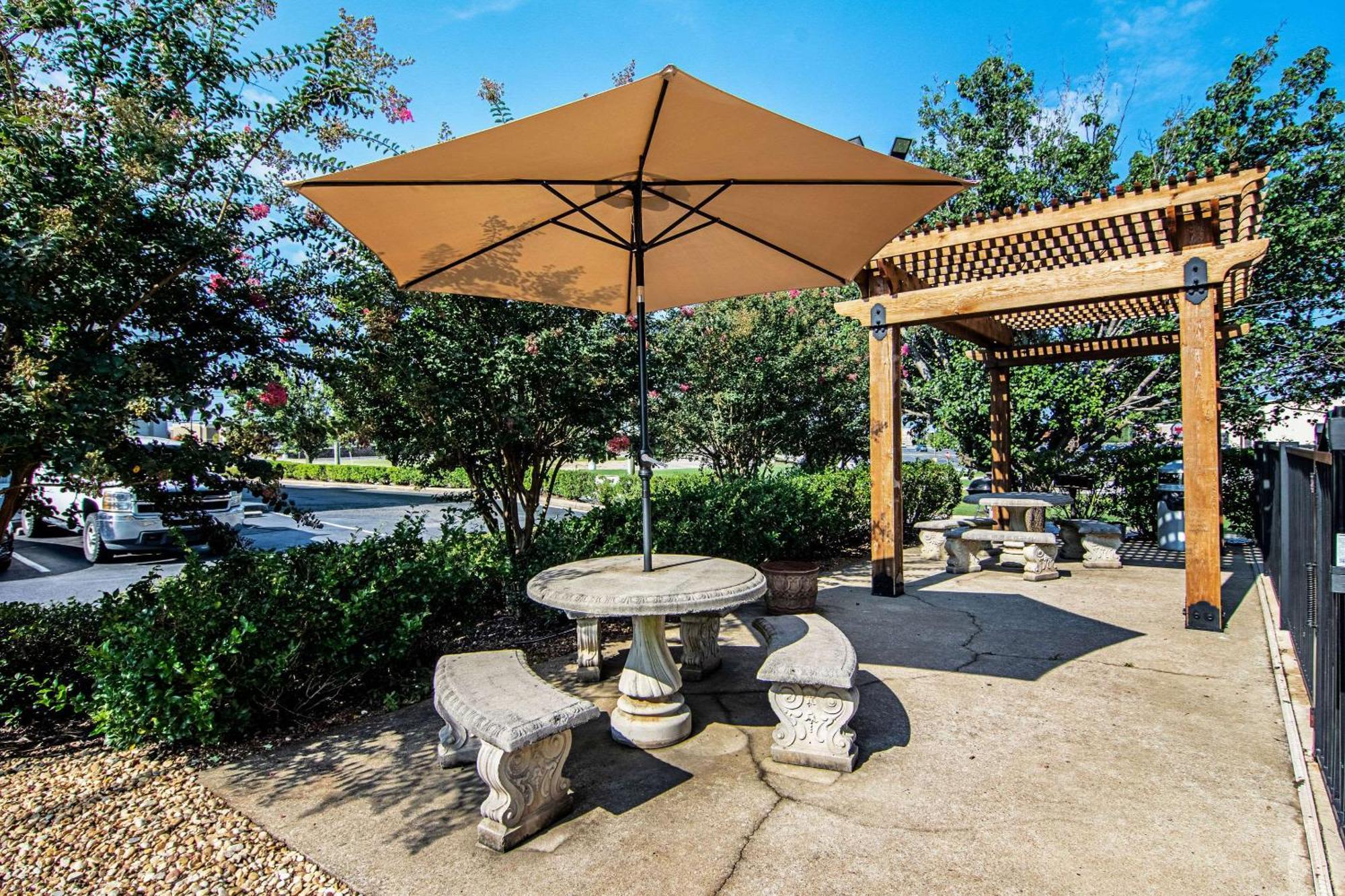Quality Inn Lagrange East I-85 Экстерьер фото