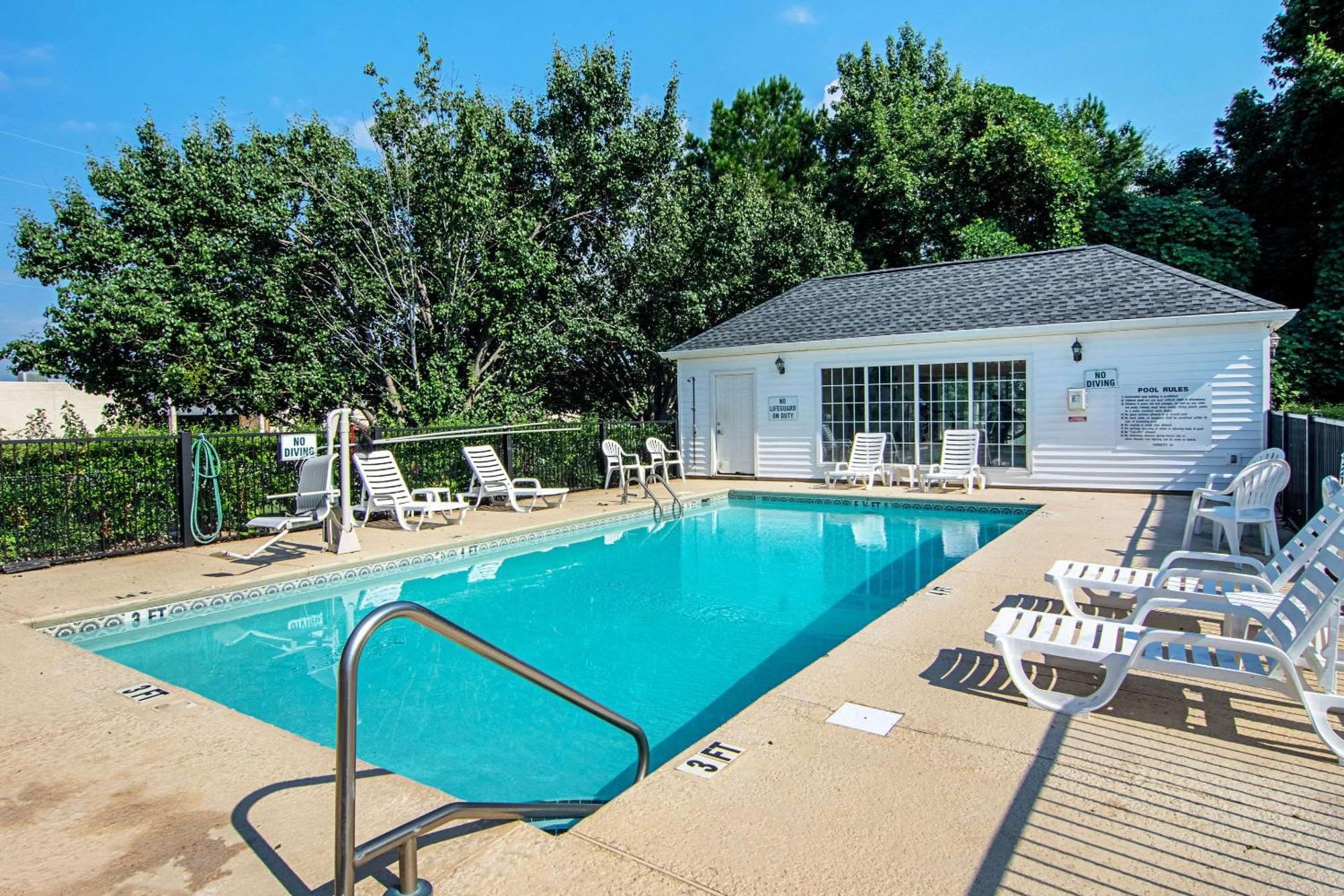 Quality Inn Lagrange East I-85 Экстерьер фото
