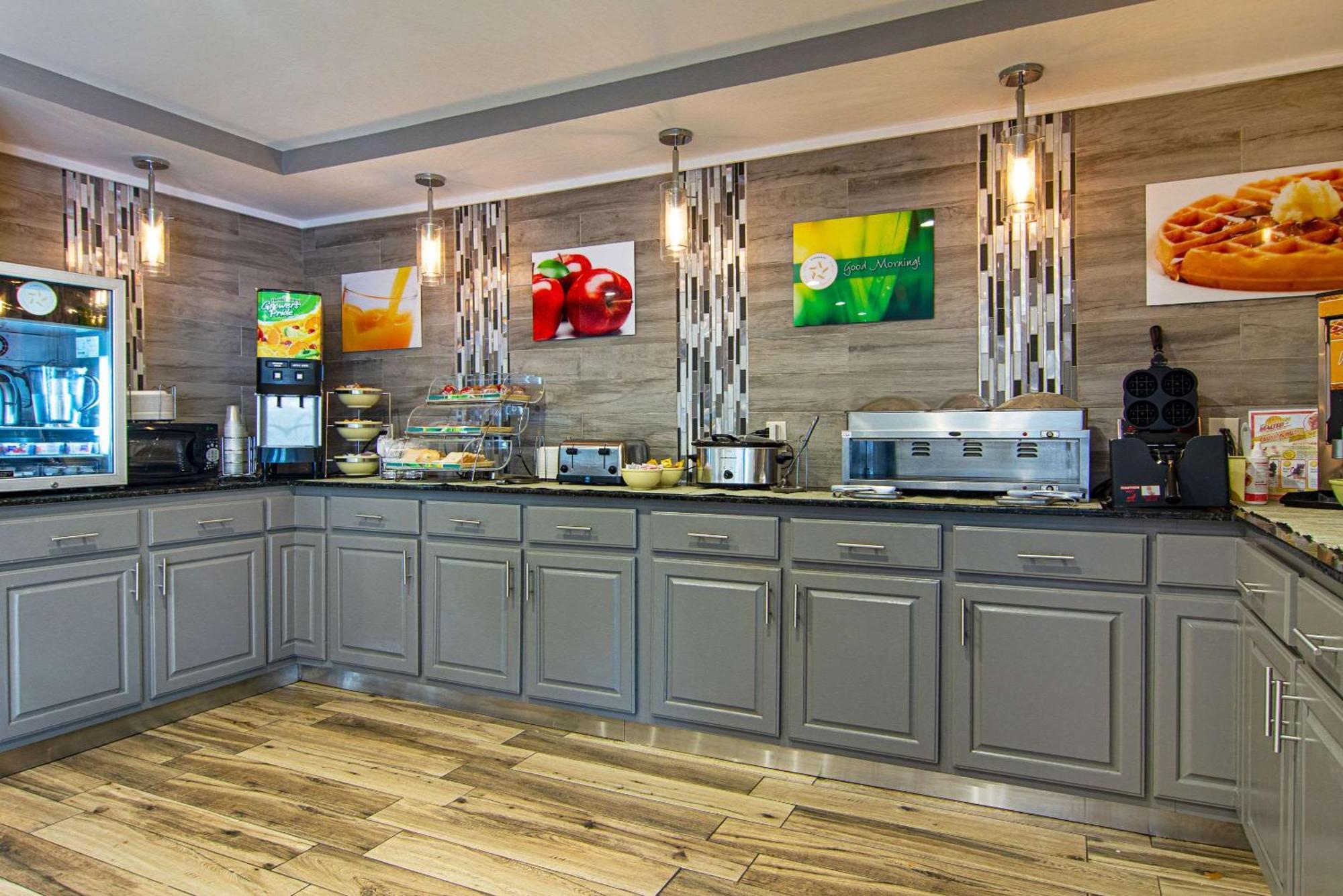 Quality Inn Lagrange East I-85 Экстерьер фото