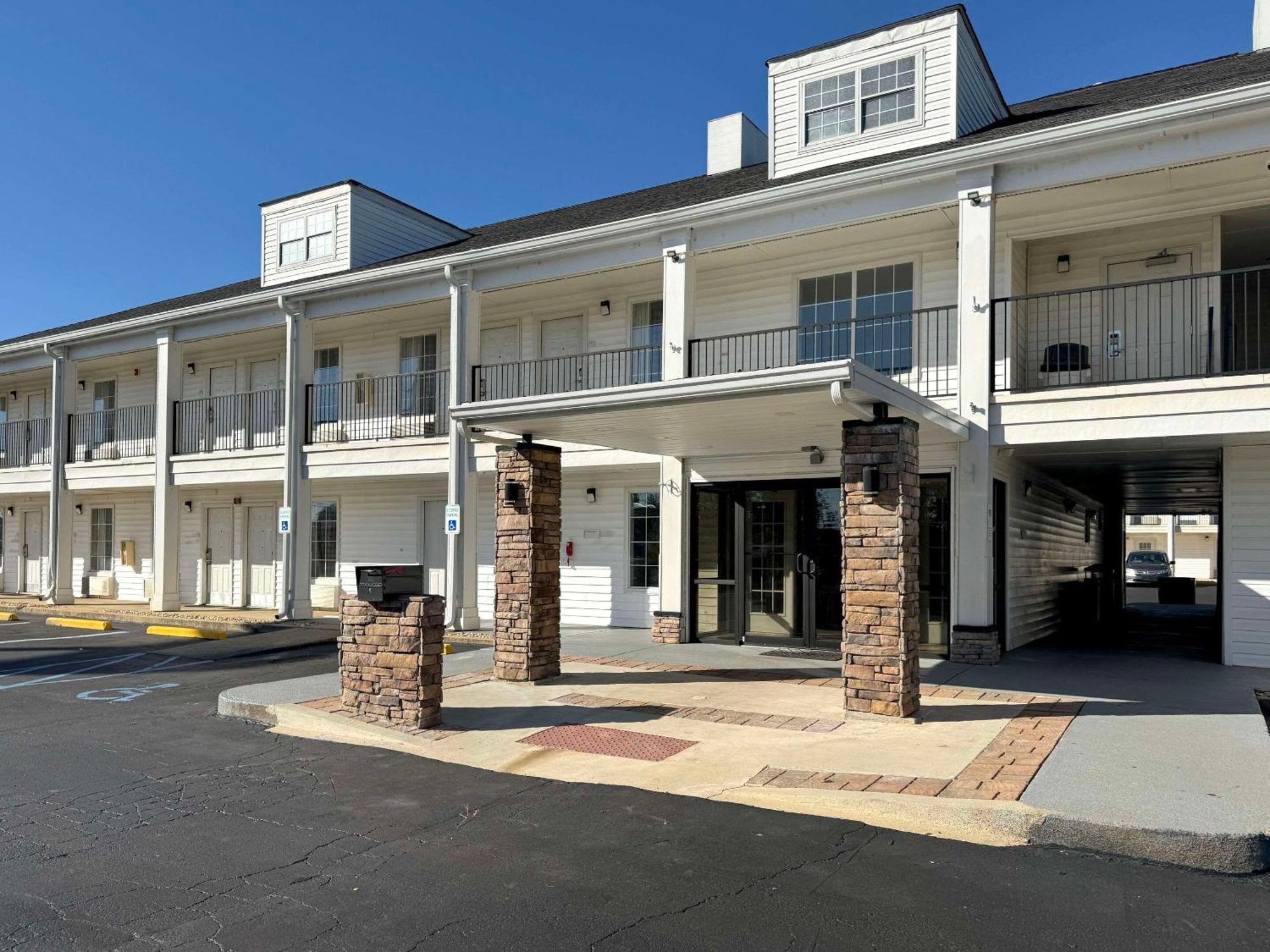 Quality Inn Lagrange East I-85 Экстерьер фото