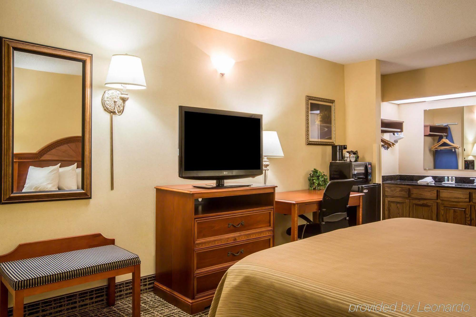 Quality Inn Lagrange East I-85 Экстерьер фото